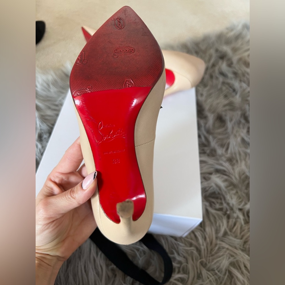 🌟 FREE 🌟 Shipping 🌟 Christian Louboutin Nude 💯 Wardrobe Must Have - Picture 8 of 13